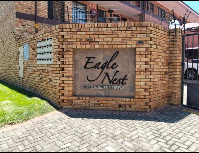 2 BEDROOM TOWNHOUSE FOR SALE IN ALBERTON NORTH